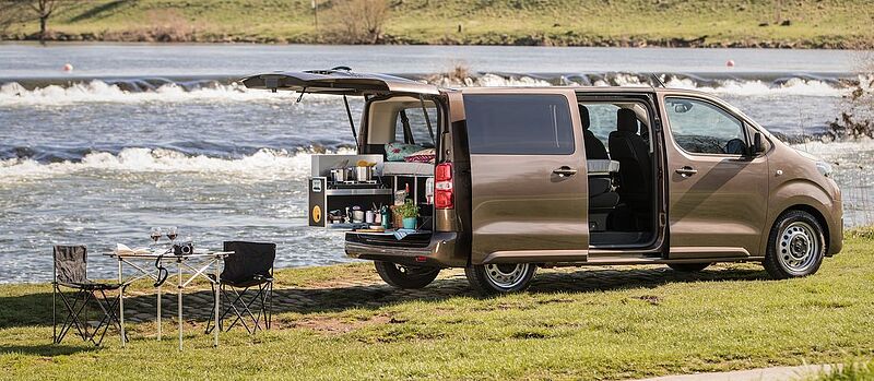 Toyota macht den PROACE VERSO zum Camper